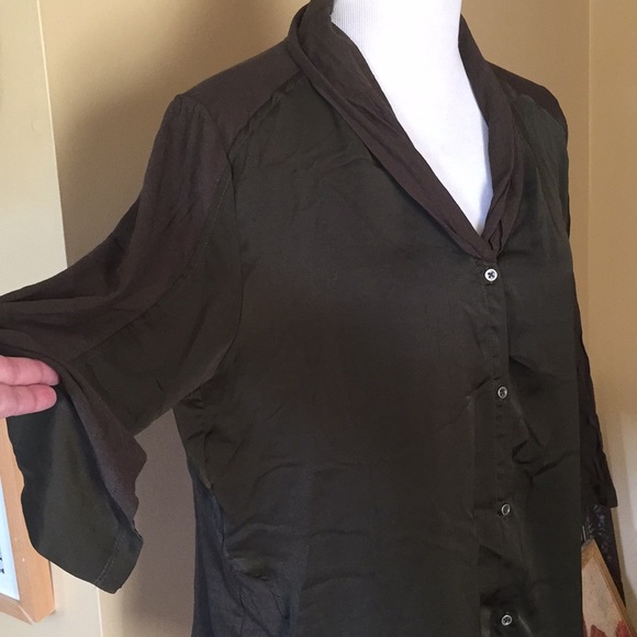 ANTHROPOLOGIE Size LARGE Army Green Buttonfront Blouse Stretch Cozy $68 NEW - Picture 2 of 8